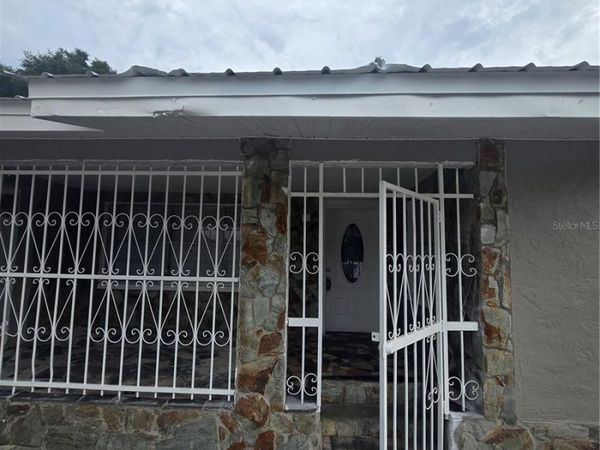 3905 E OSBORNE AVENUE, TAMPA, FL 33610