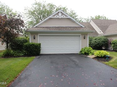 24522 Village Lane , Grand Rapids, OH 43522