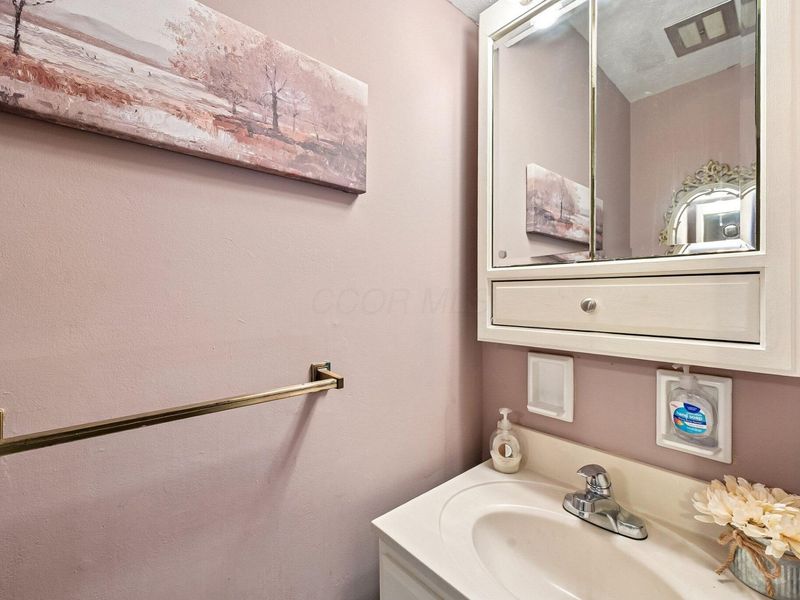 188 Storington Road, Westerville, OH 43081 Photo 11