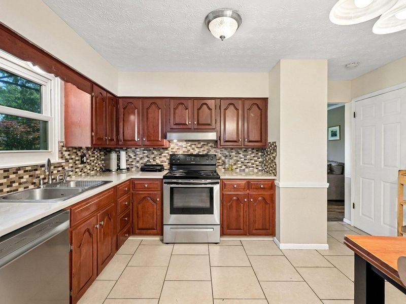 188 Storington Road, Westerville, OH 43081 Photo 19
