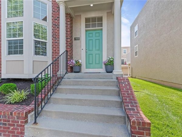 2909 Swift Street, North Kansas City, MO 64116