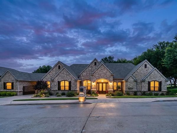 8450 Waterfront Court , Fort Worth, TX 76179