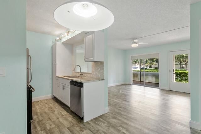 6479 Chasewood Drive, Unit B, Jupiter, FL 33458 Photo