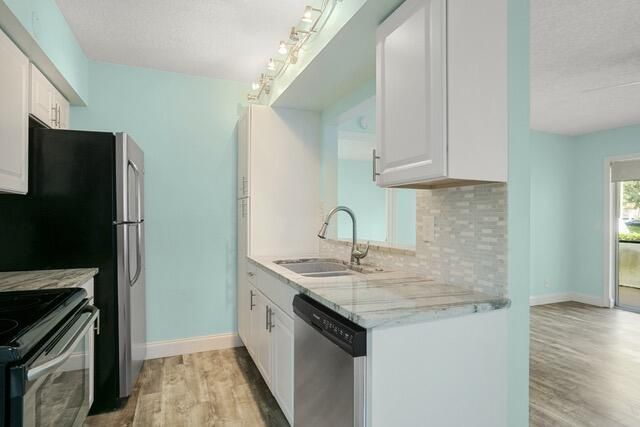 6479 Chasewood Drive, Unit B, Jupiter, FL 33458 Photo