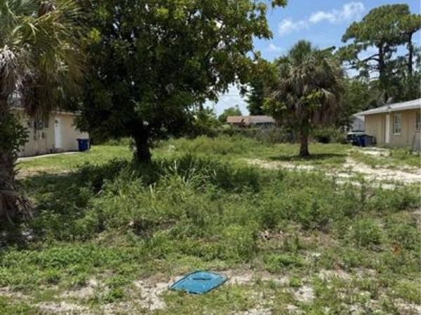 5540 6th AVE , FORT MYERS, FL 33907