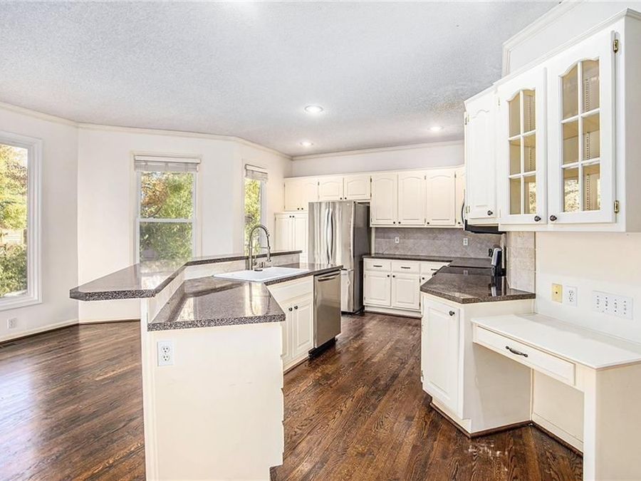 Property Image 25