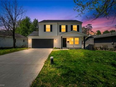 189 Alexander Drive , Elyria, OH 44035