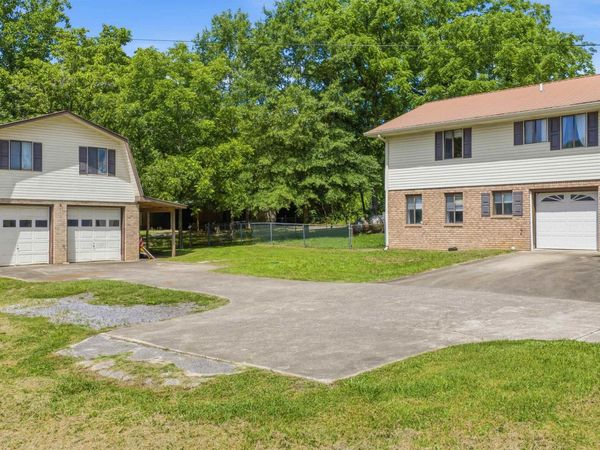 9479 Burton Drive, Henagar, AL 35978