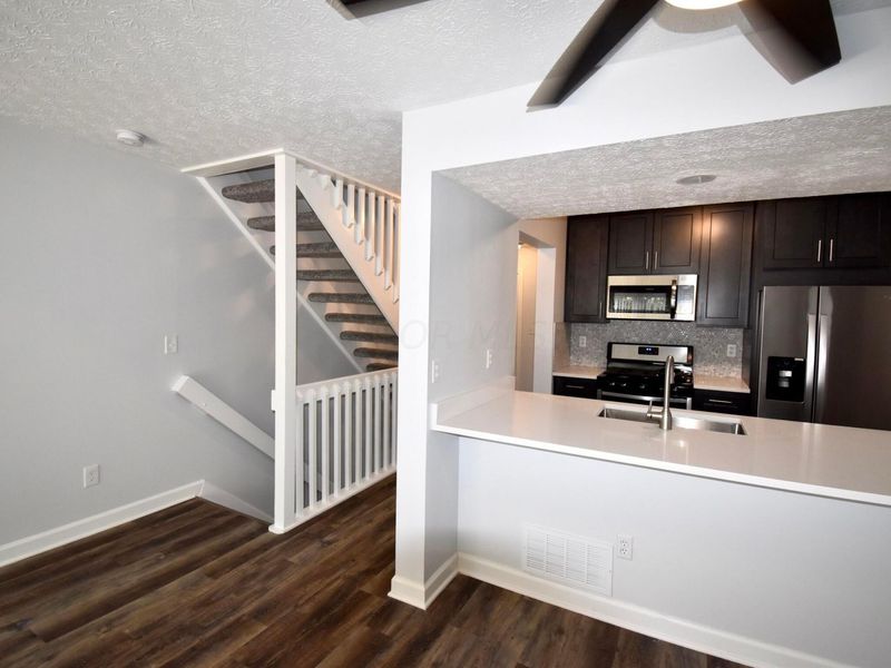 1882 Bennigan Drive, Unit 100C, Hilliard, OH 43026 Photo 7