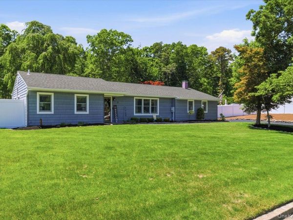 32 Henearly Drive, Miller Place, NY 11764