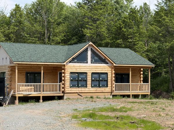 344 Burns Road , Waymart, PA 18472