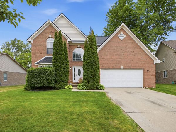 24224 Konarska Drive, Flat Rock, MI 48134