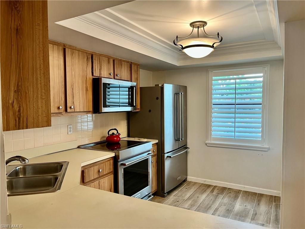 4300 Belair Ln, Unit 9, Naples, FL 34103 Photo