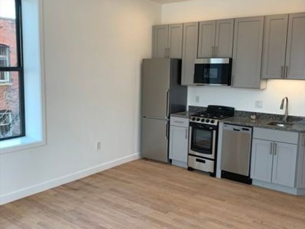 64 Market St, Unit 501, Lynn, MA 01901