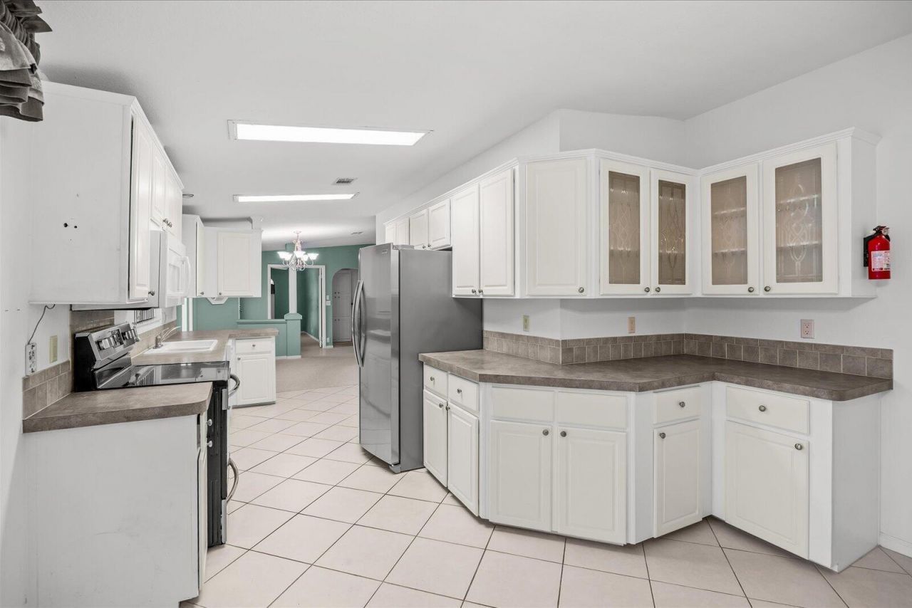 8008 Long Drive, Port Saint Lucie, FL 34952 Photo