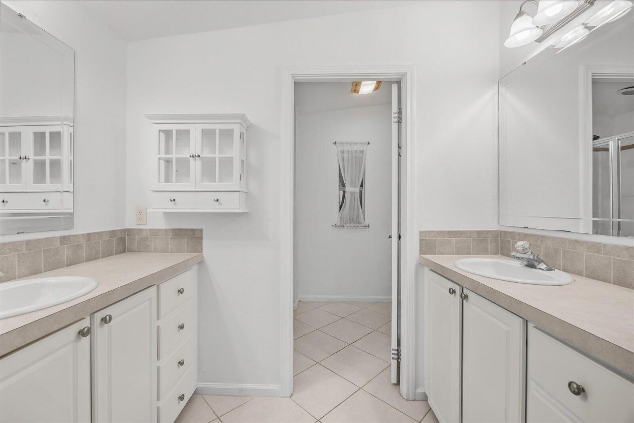 8008 Long Drive, Port Saint Lucie, FL 34952 Photo