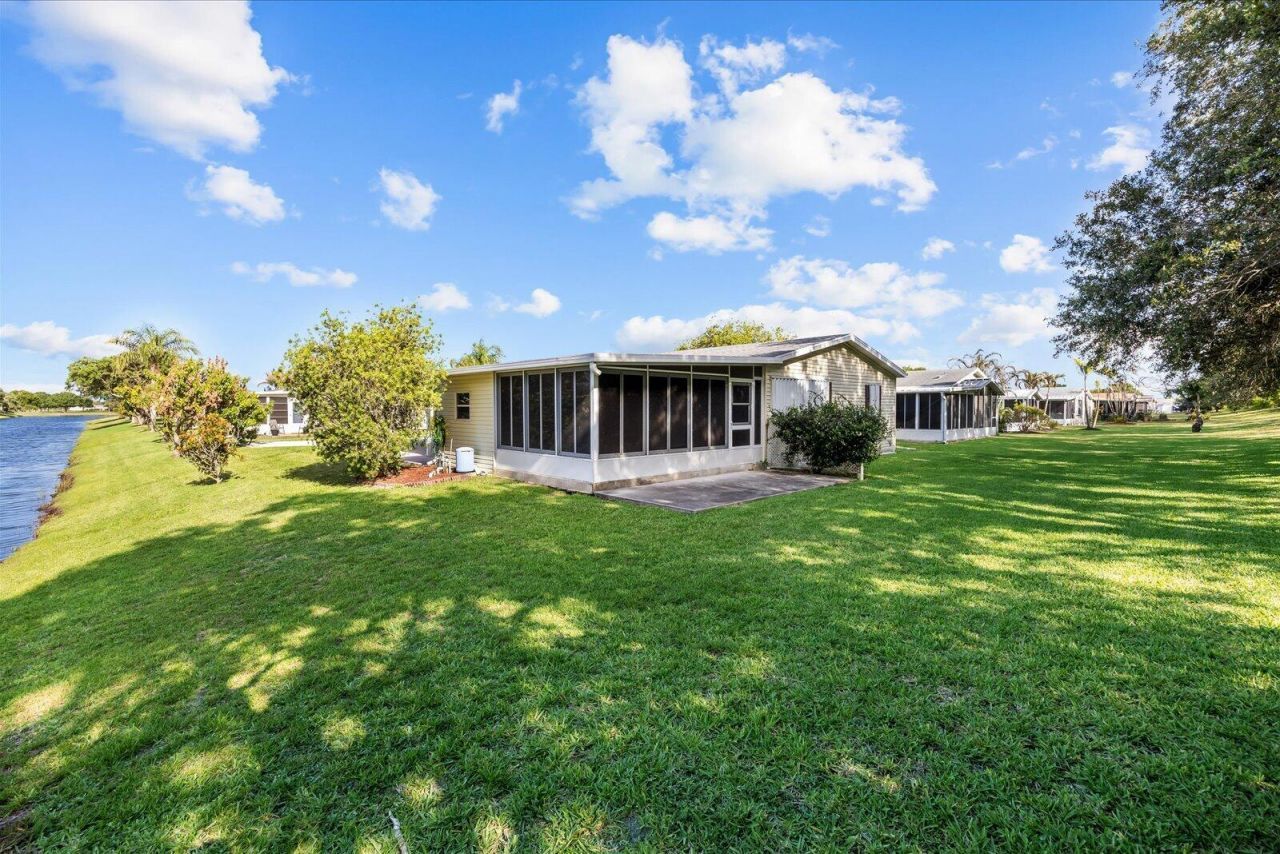 8008 Long Drive, Port Saint Lucie, FL 34952 Photo
