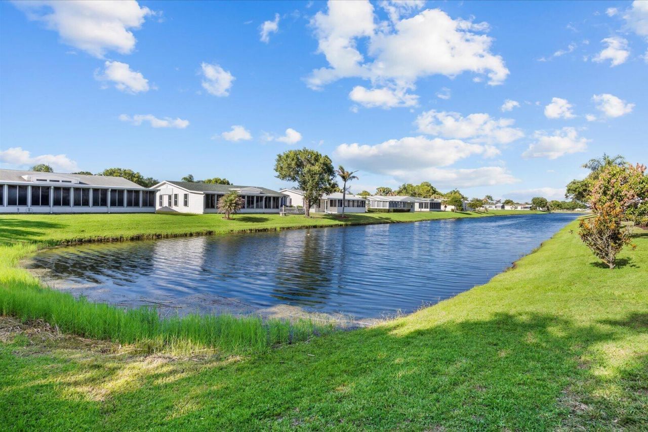 8008 Long Drive, Port Saint Lucie, FL 34952 Photo