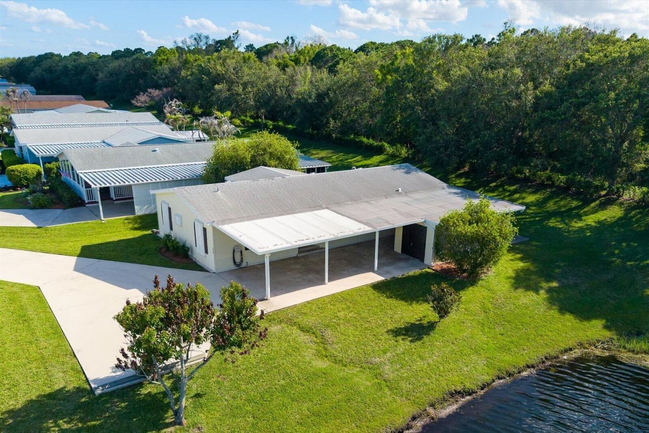 8008 Long Drive, Port Saint Lucie, FL 34952 Photo