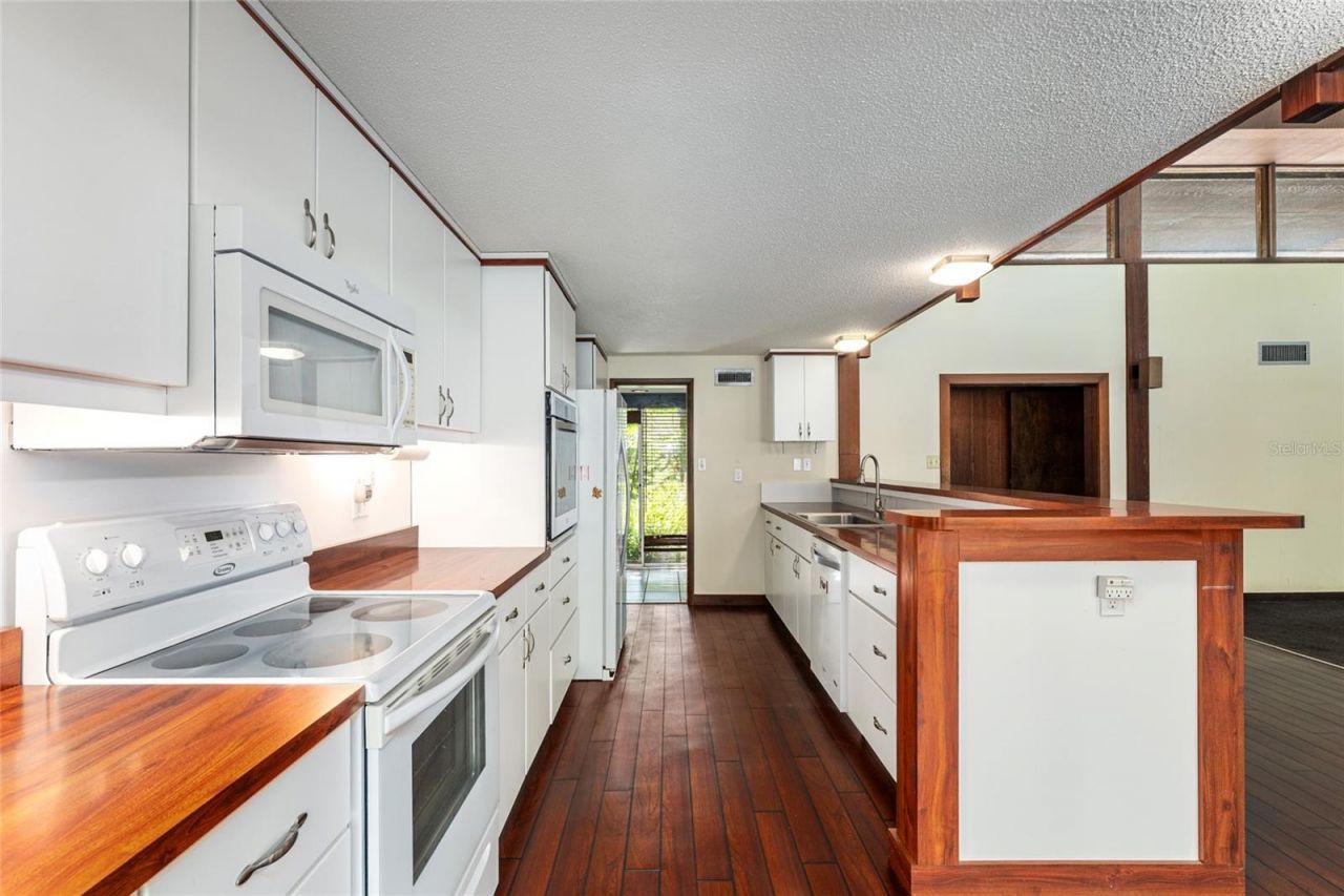 1931 NW 32nd Terrace , Gainesville, FL 32605 Photo