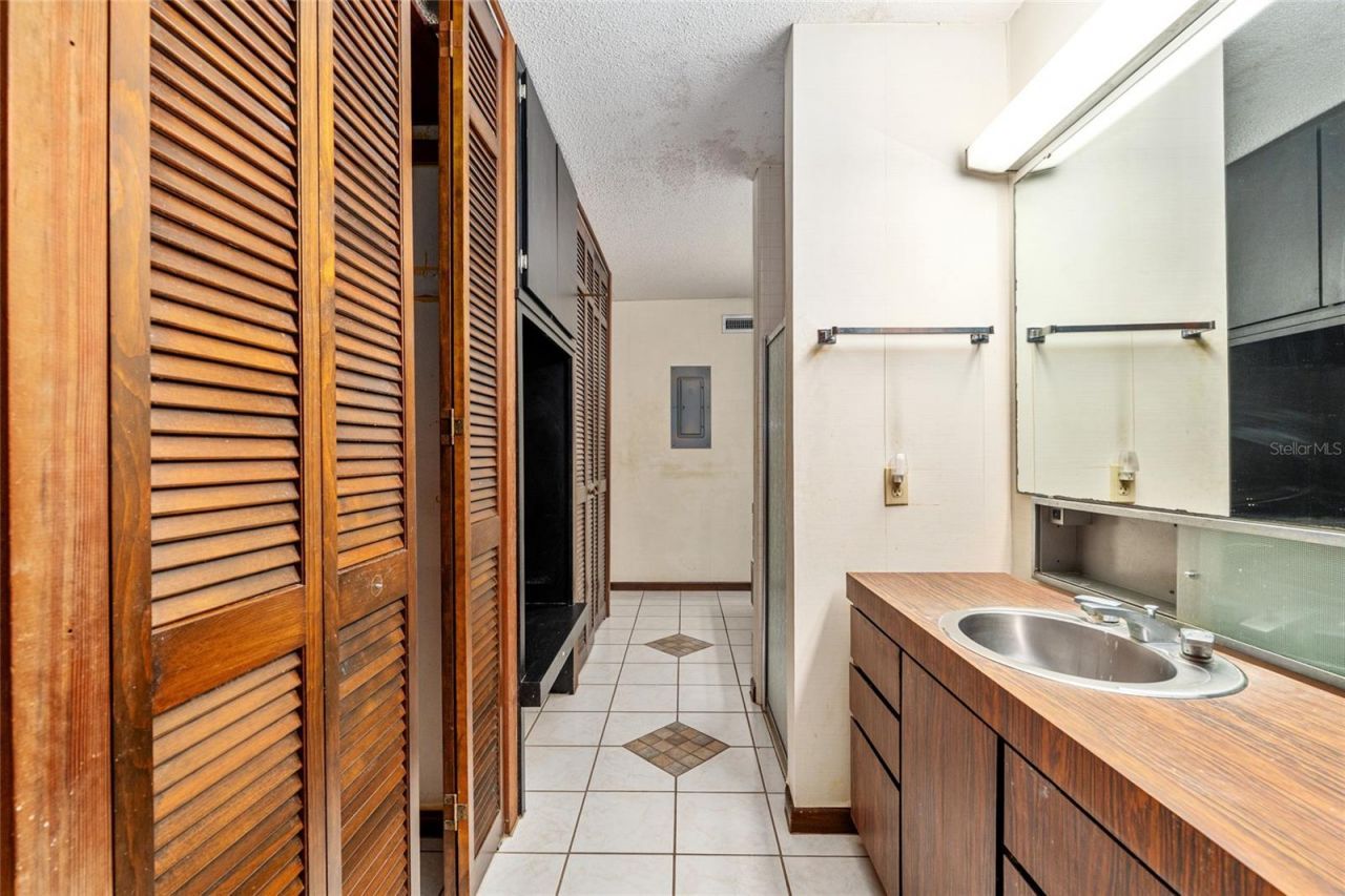 1931 NW 32nd Terrace , Gainesville, FL 32605 Photo