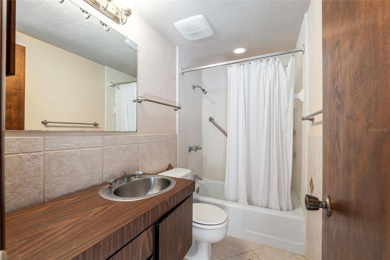1931 NW 32nd Terrace , Gainesville, FL 32605 Photo