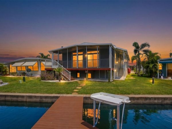 6825 MOUNT ORANGE DRIVE NE, Unit 390, ST PETERSBURG, FL 33702