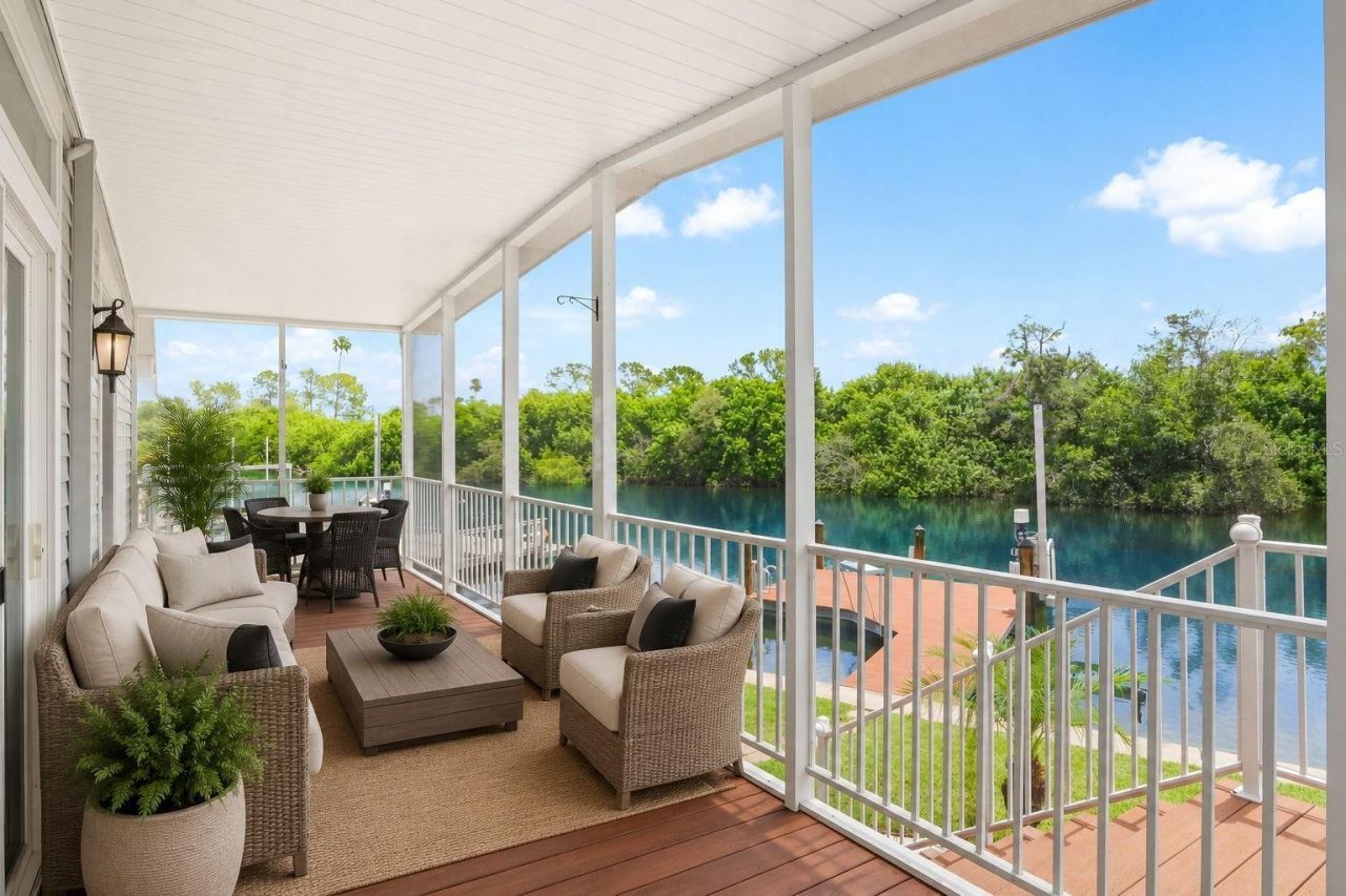 6825 Mount Orange Drive Ne, Unit 390, Saint Petersburg, FL 33702 Photo