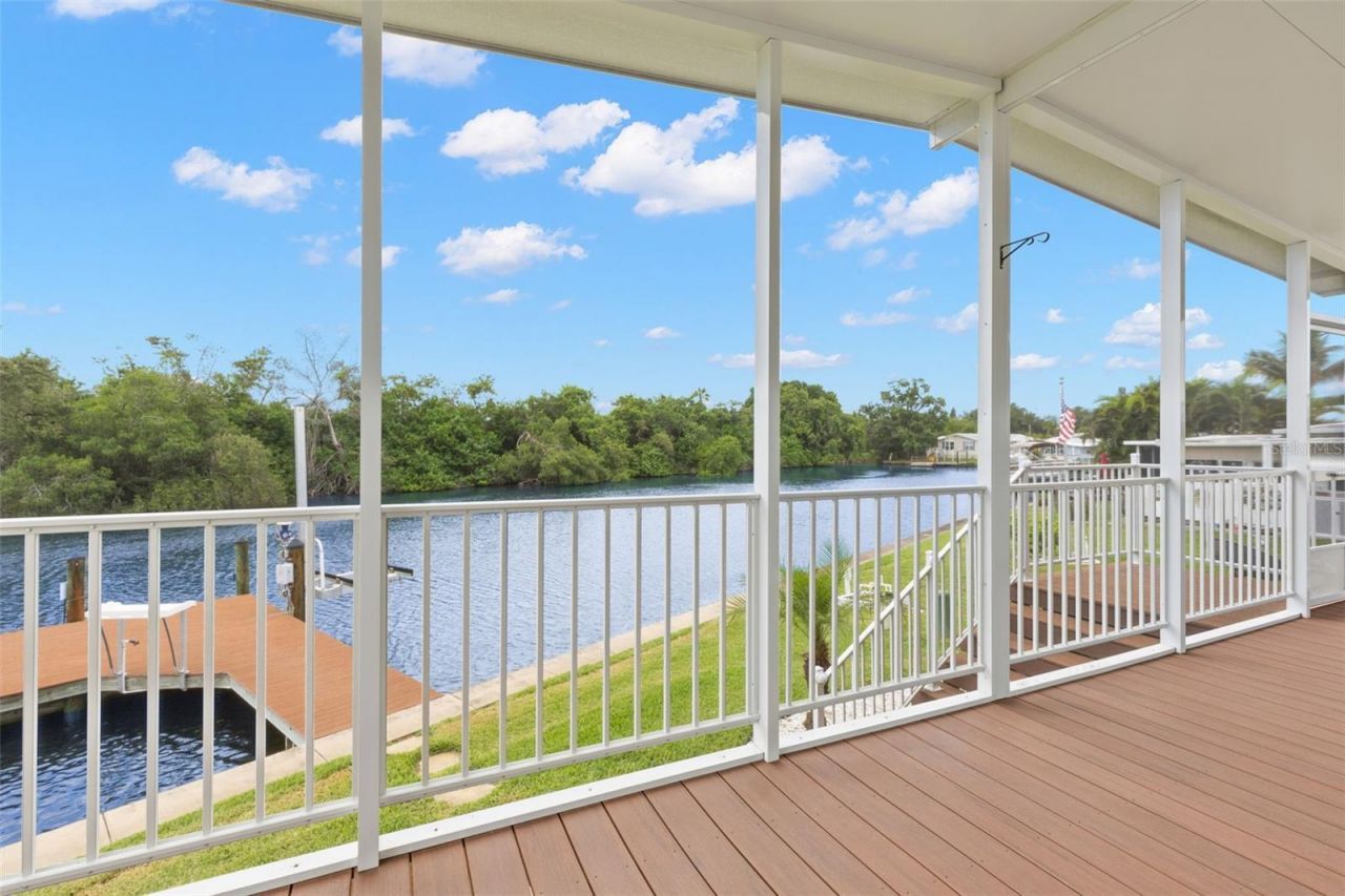 6825 Mount Orange Drive Ne, Unit 390, Saint Petersburg, FL 33702 Photo