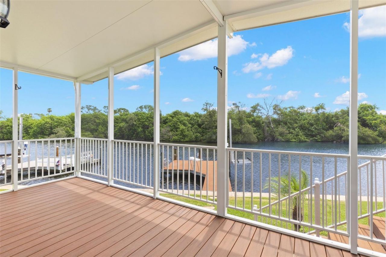 6825 Mount Orange Drive Ne, Unit 390, Saint Petersburg, FL 33702 Photo