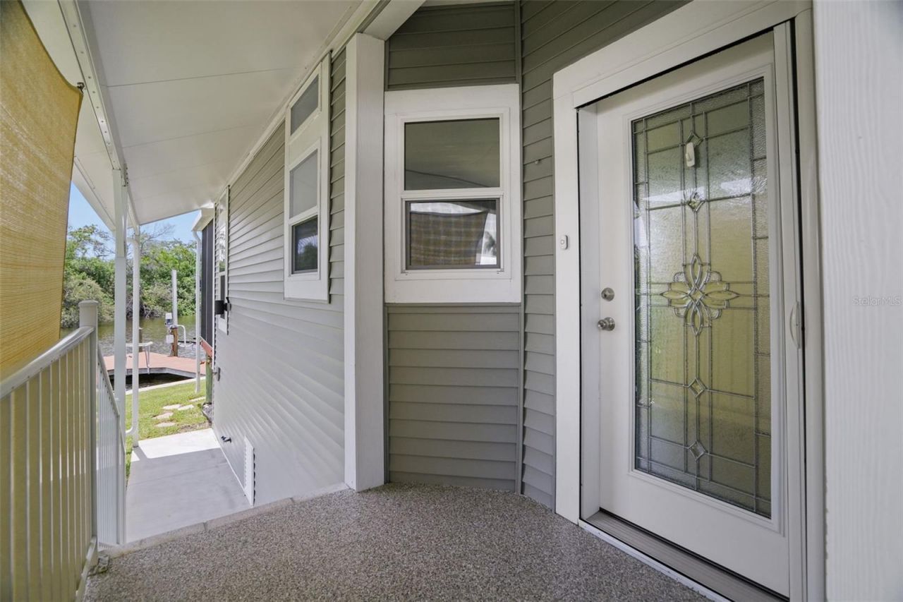 6825 Mount Orange Drive Ne, Unit 390, Saint Petersburg, FL 33702 Photo