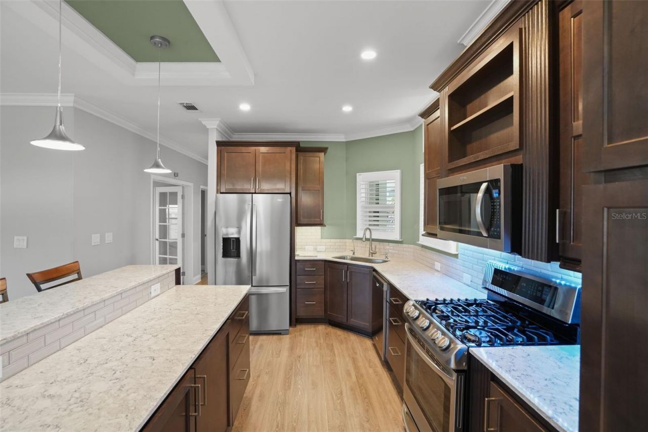 6825 Mount Orange Drive Ne, Unit 390, Saint Petersburg, FL 33702 Photo