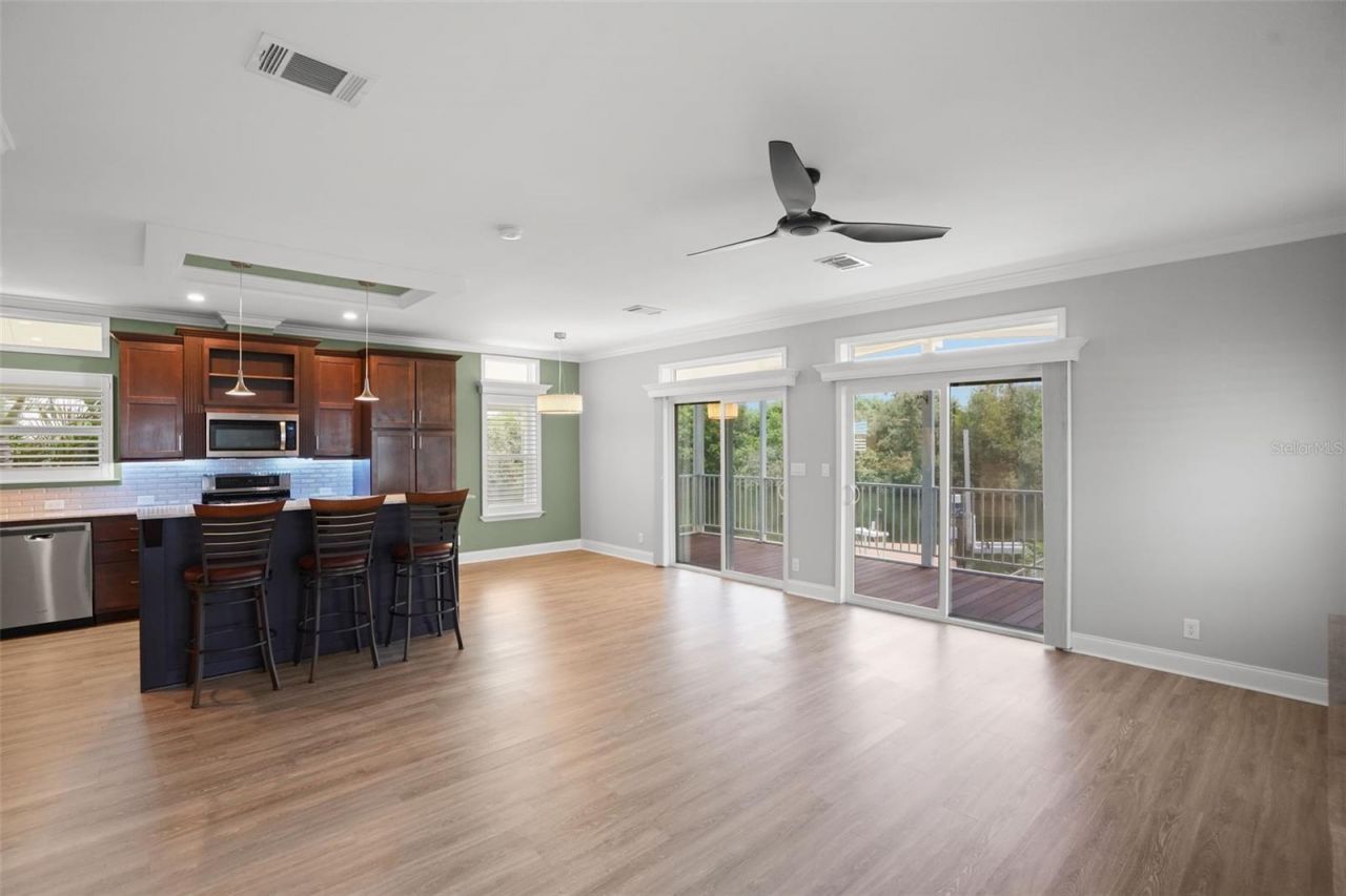 6825 Mount Orange Drive Ne, Unit 390, Saint Petersburg, FL 33702 Photo