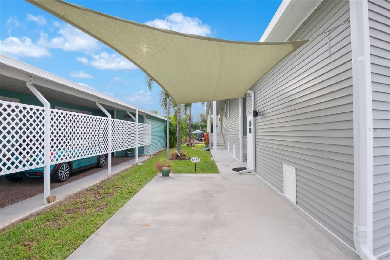 6825 Mount Orange Drive Ne, Unit 390, Saint Petersburg, FL 33702 Photo