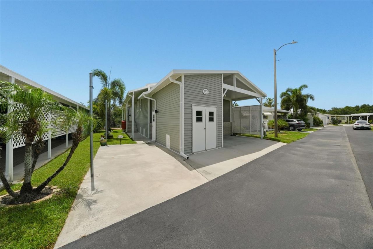 6825 Mount Orange Drive Ne, Unit 390, Saint Petersburg, FL 33702 Photo