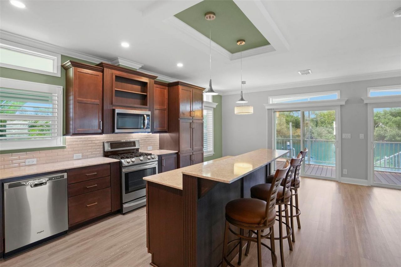 6825 Mount Orange Drive Ne, Unit 390, Saint Petersburg, FL 33702 Photo