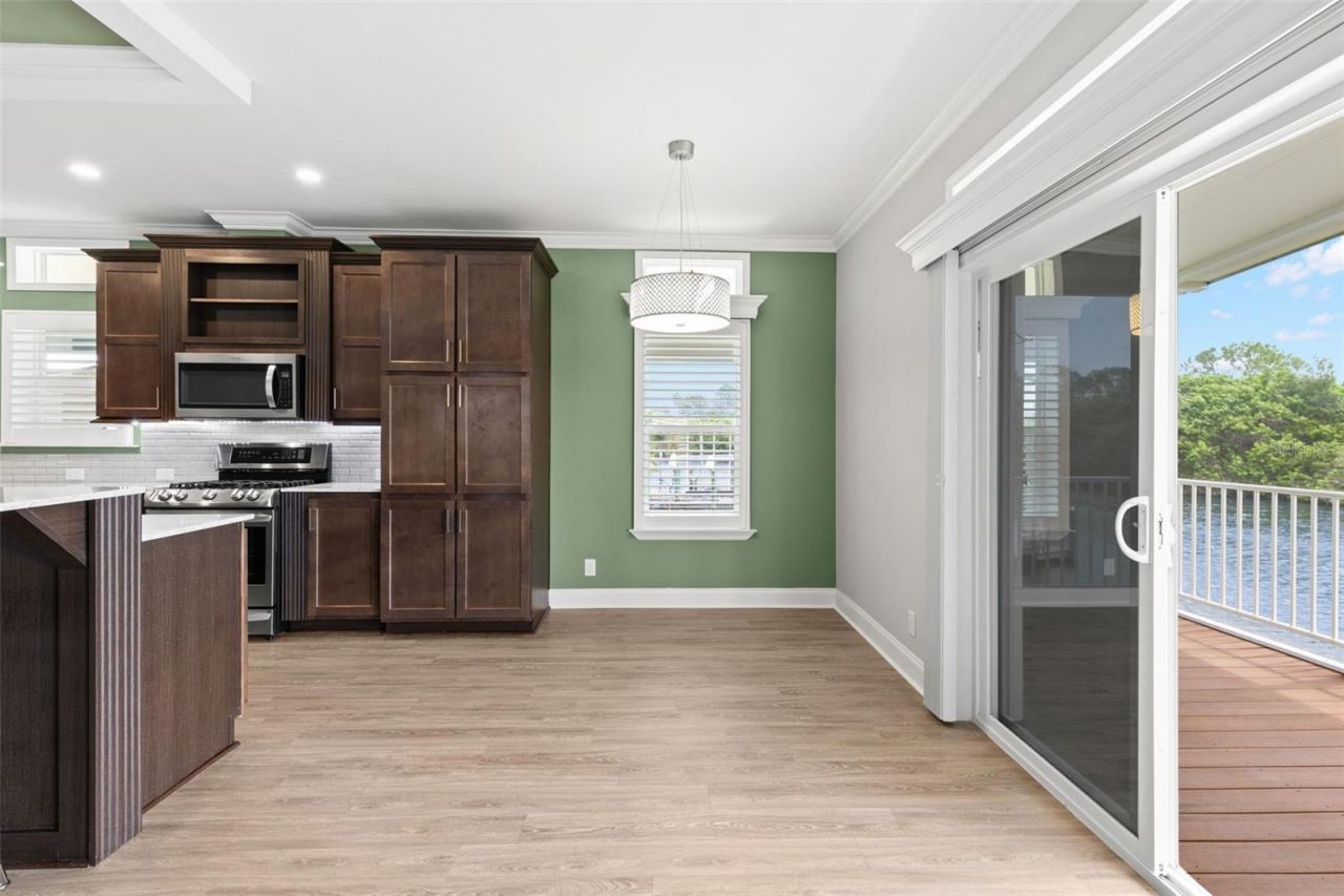 6825 Mount Orange Drive Ne, Unit 390, Saint Petersburg, FL 33702 Photo