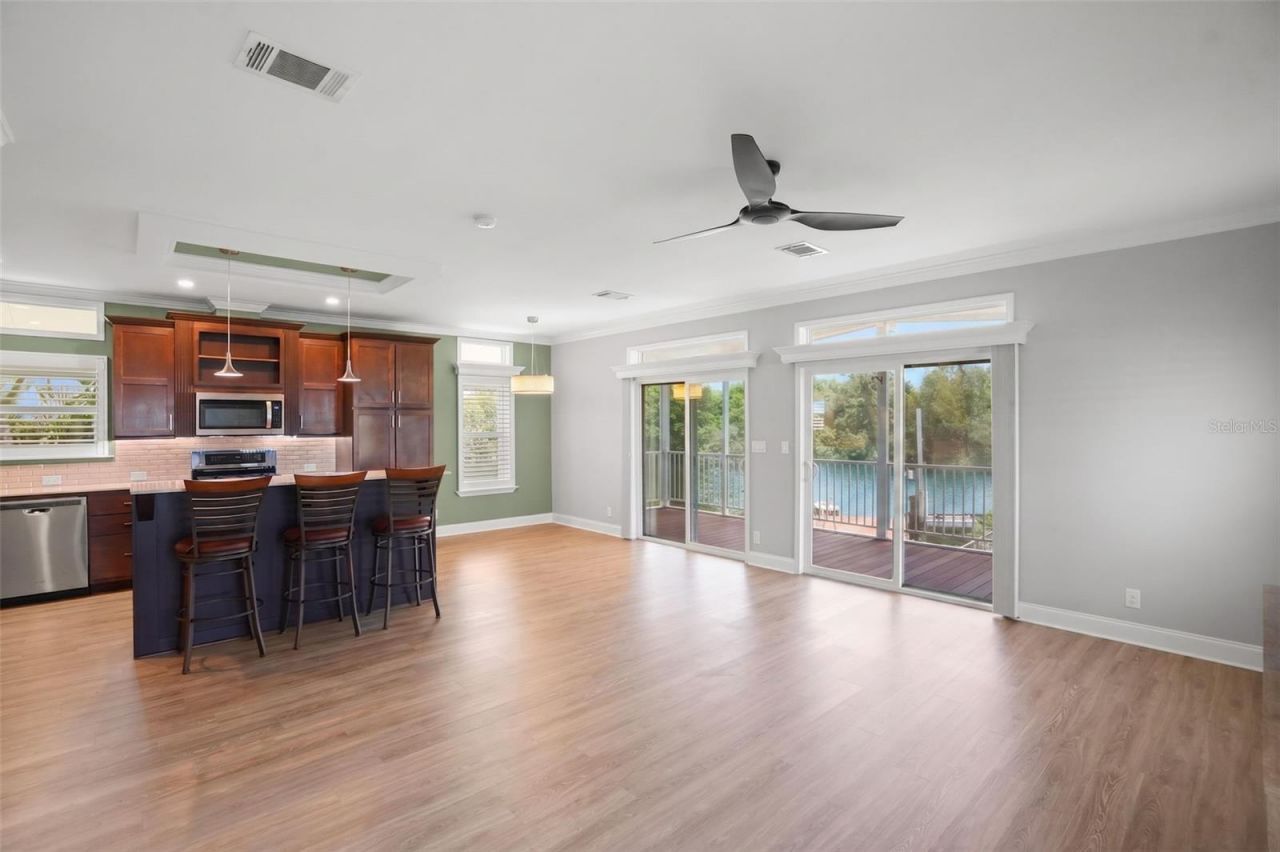 6825 Mount Orange Drive Ne, Unit 390, Saint Petersburg, FL 33702 Photo