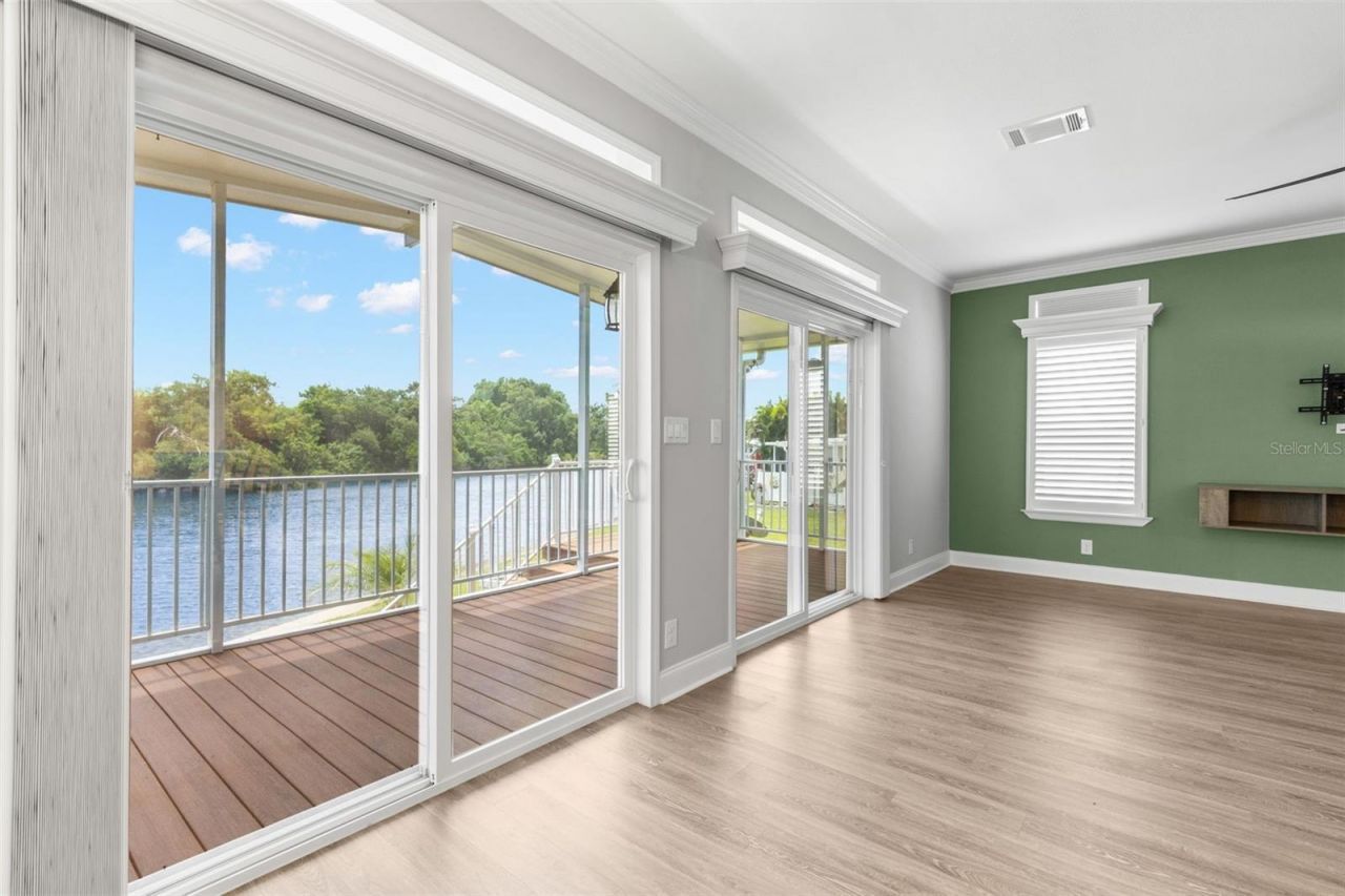 6825 Mount Orange Drive Ne, Unit 390, Saint Petersburg, FL 33702 Photo