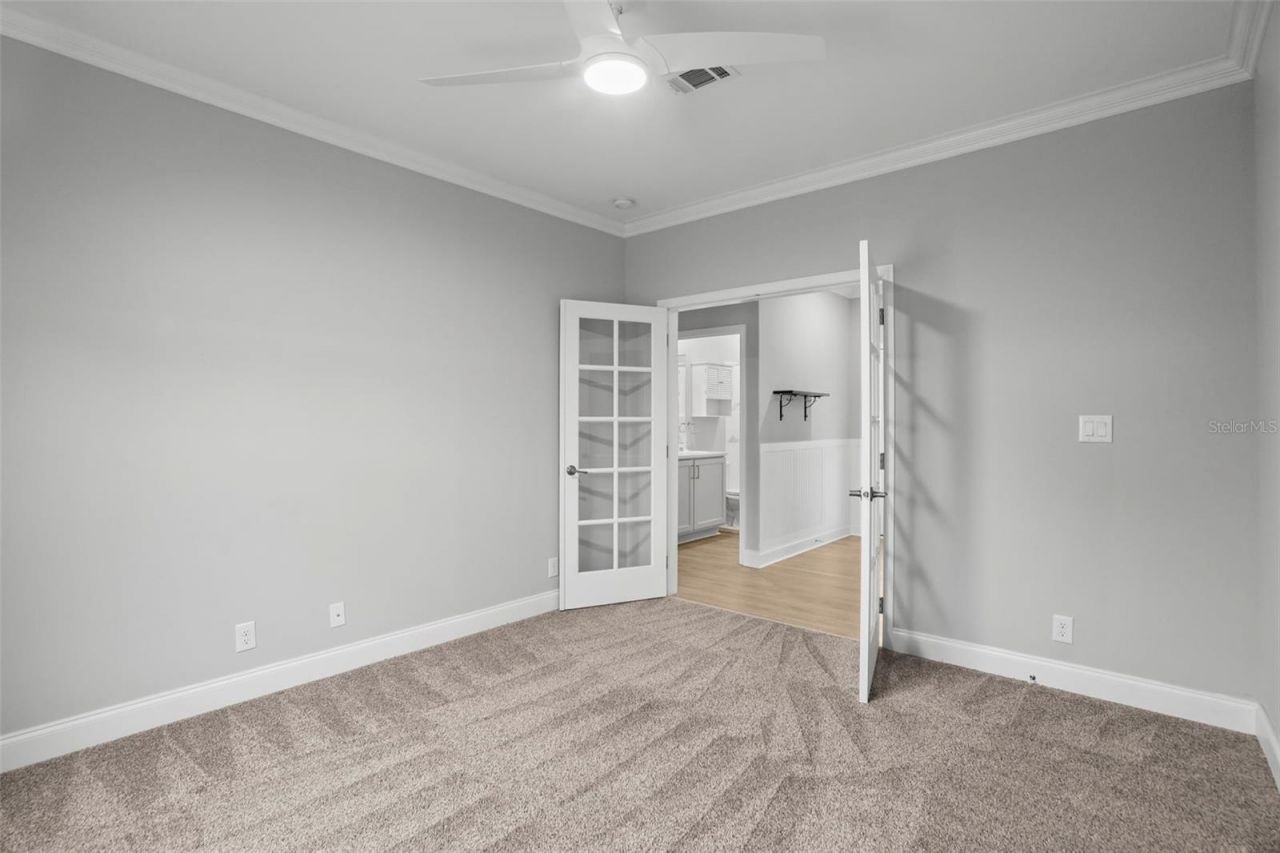 6825 Mount Orange Drive Ne, Unit 390, Saint Petersburg, FL 33702 Photo