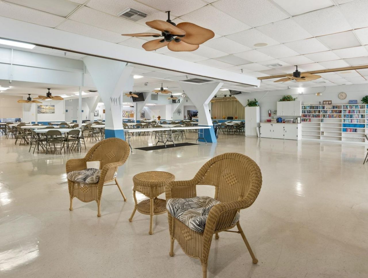 6825 Mount Orange Drive Ne, Unit 390, Saint Petersburg, FL 33702 Photo