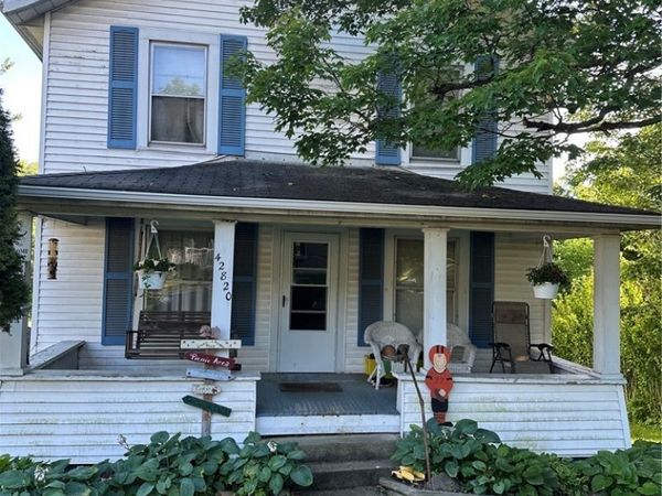 42820 Buckeye Street , Flushing, OH 43977