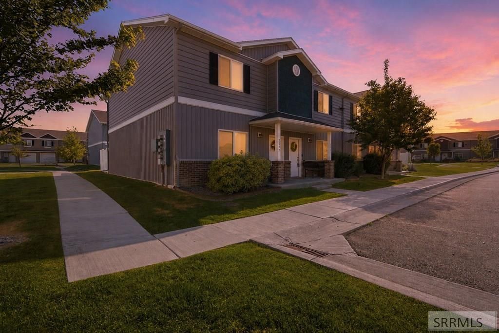 2881 Murwood Street, Idaho Falls, ID 83402 Main Photo
