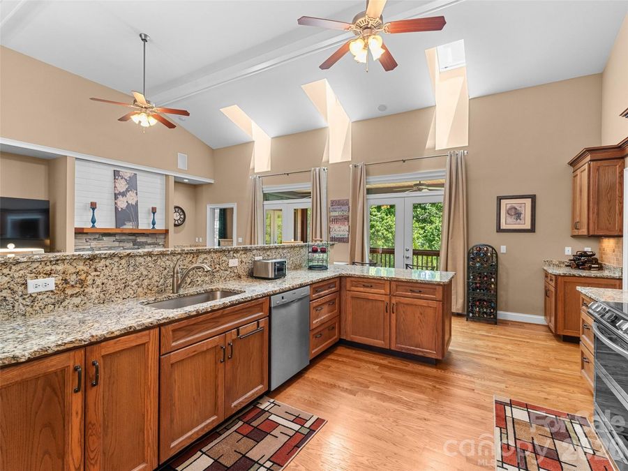 Property Image 14