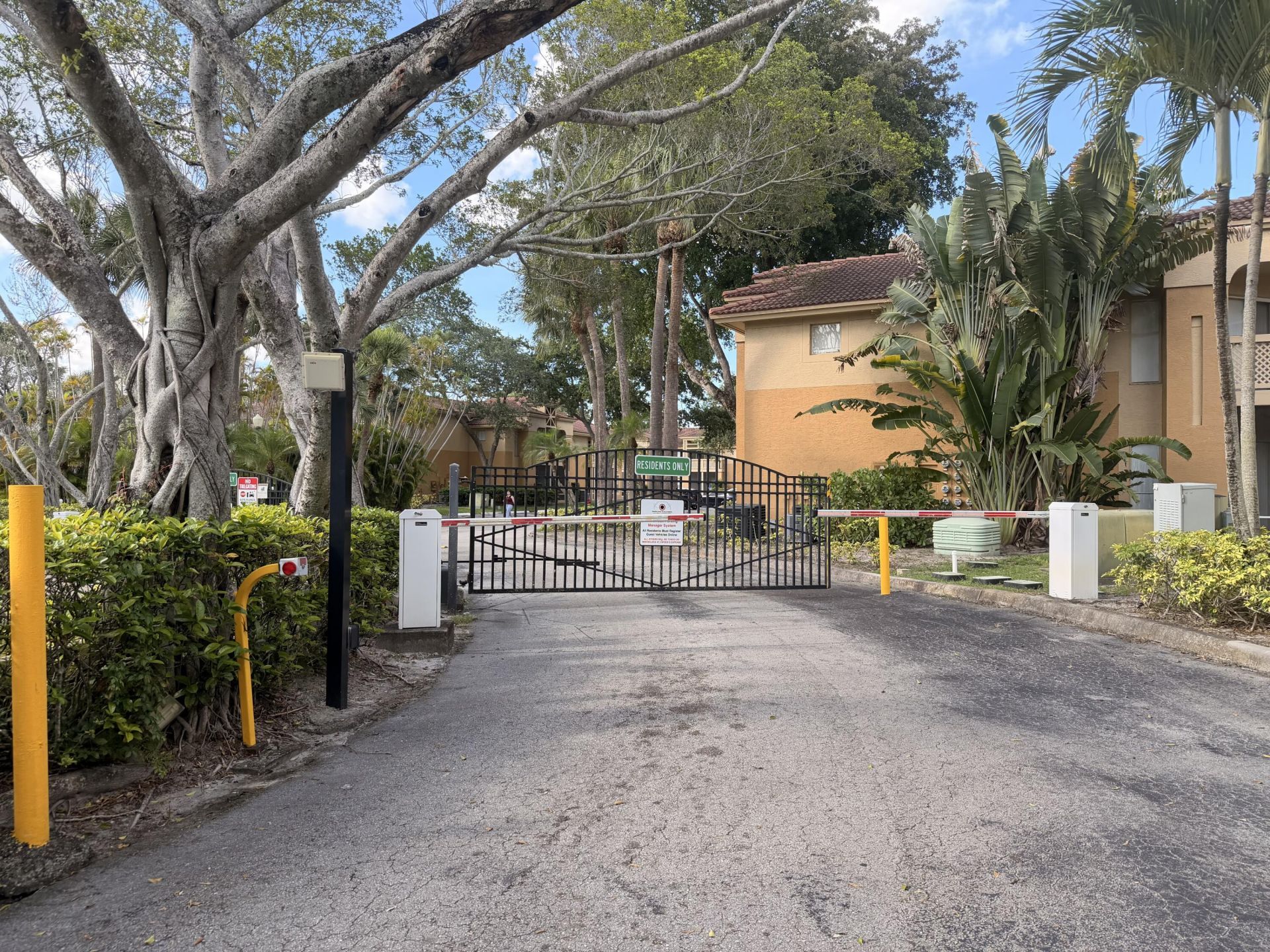 4823 Via Palm Lakes, Unit 1322, West Palm Beach, FL 33417 Photo