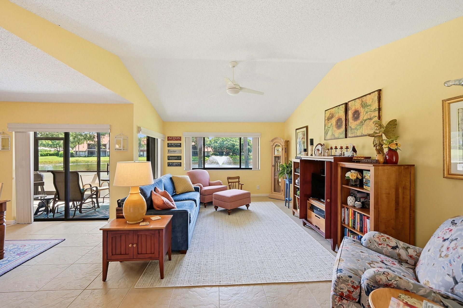 22 Lexington Lane W, Unit D, Palm Beach Gardens, FL 33418 Photo