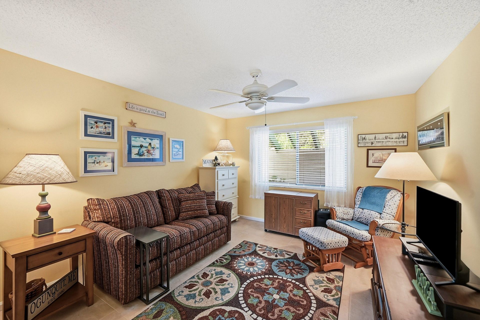 22 Lexington Lane W, Unit D, Palm Beach Gardens, FL 33418 Photo