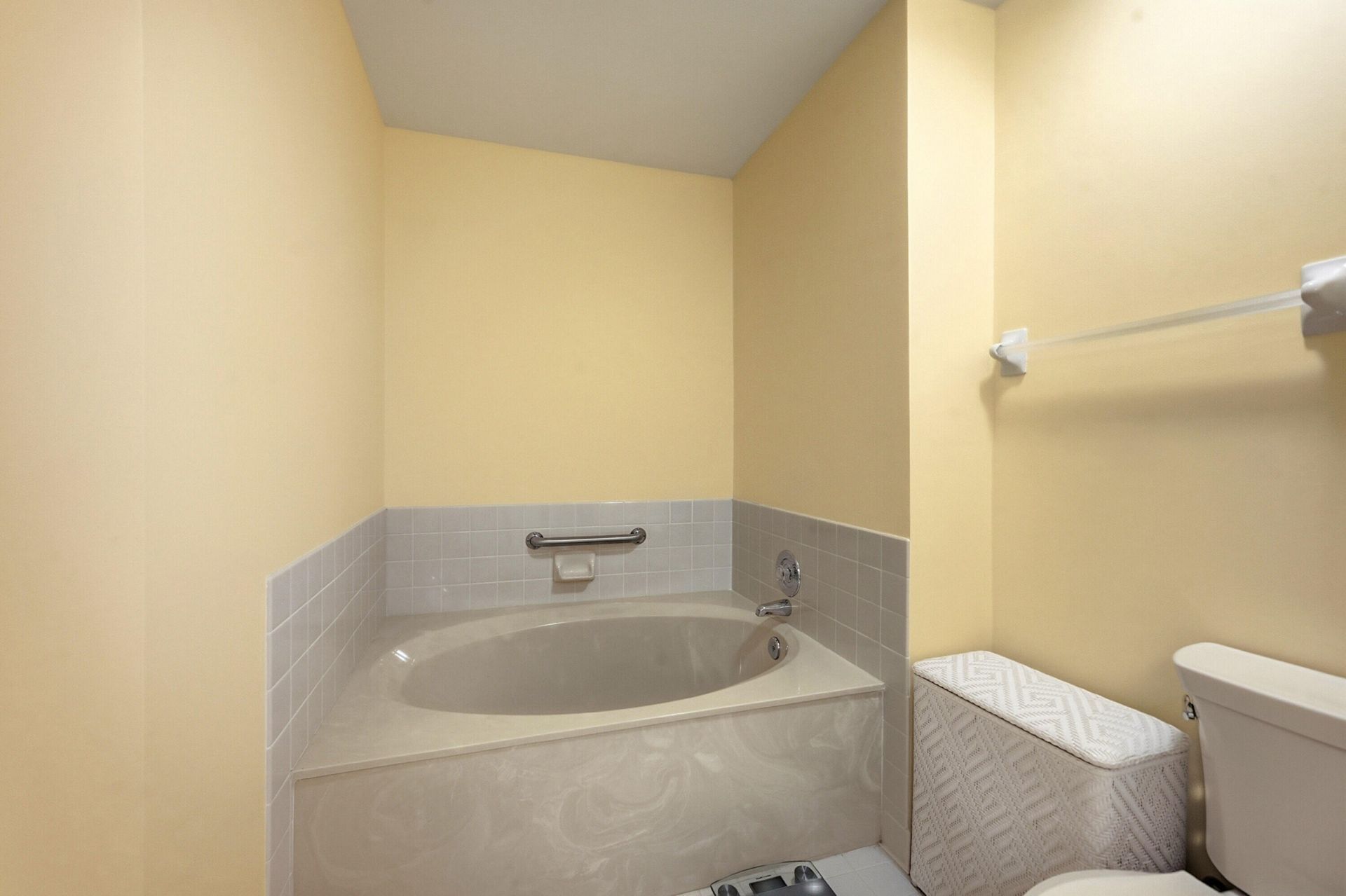 22 Lexington Lane W, Unit D, Palm Beach Gardens, FL 33418 Photo