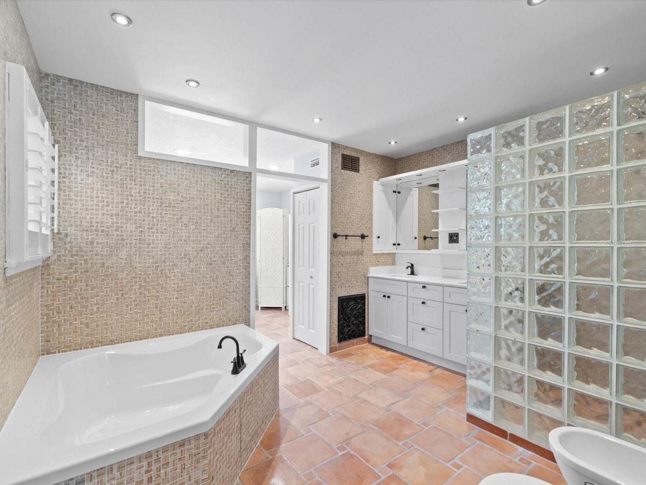 502 Florida Boulevard, Crystal Beach, FL 34681 Photo