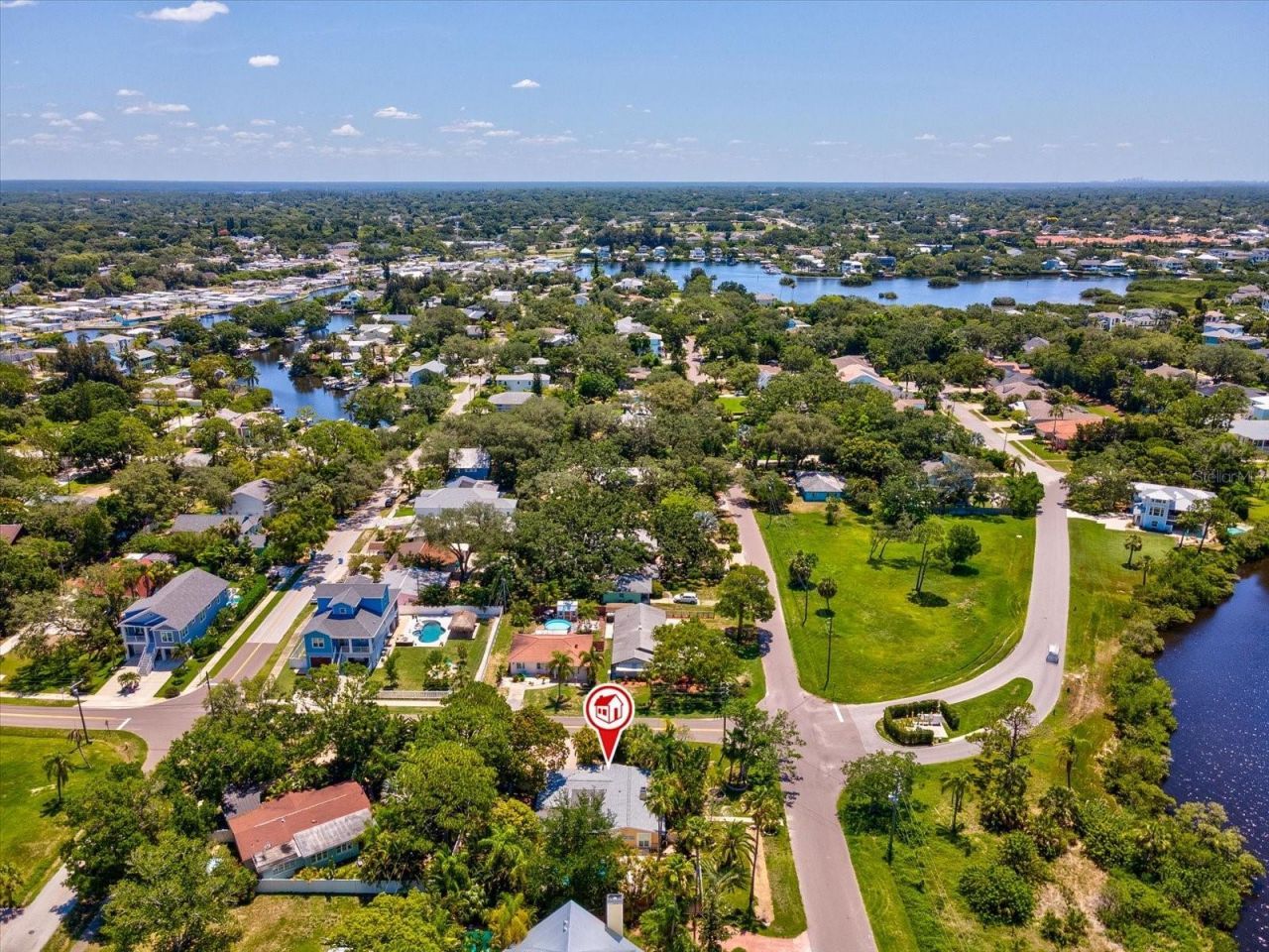 502 Florida Boulevard, Crystal Beach, FL 34681 Photo